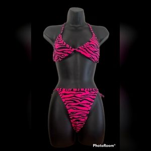 Women's bikini swimsuit set